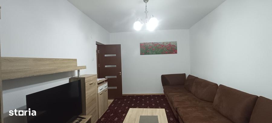 Apartament cu 2 camere decomandat în Calea București