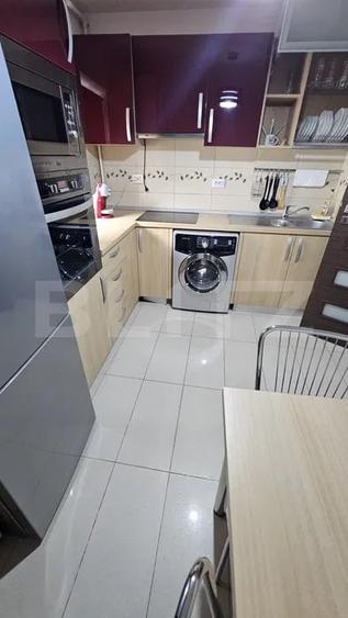 Apartament cu 2 camere semidecomandat, mobilat în Central