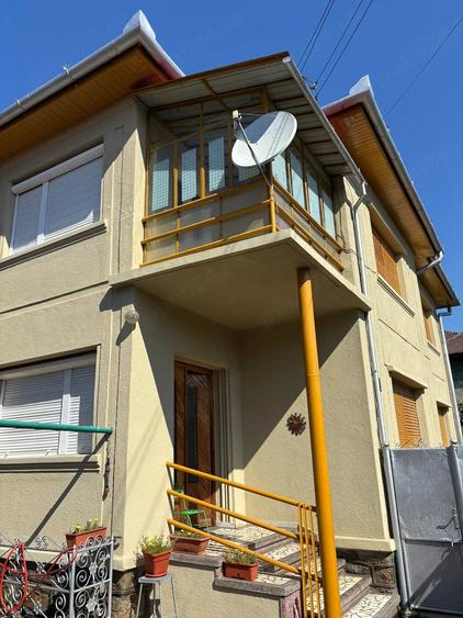 Casă cu Teren 336 Mp în Central