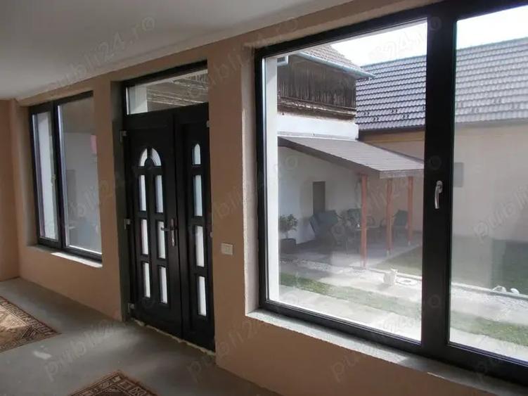 Casă cu 3 camere cu Teren 1439 Mp în Ronaț