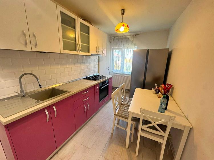 Apartament cu 2 camere decomandat în Lunei