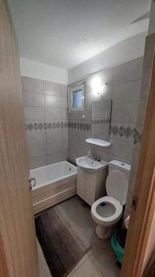 Garsonieră decomandată, mobilată în Drumul Taberei