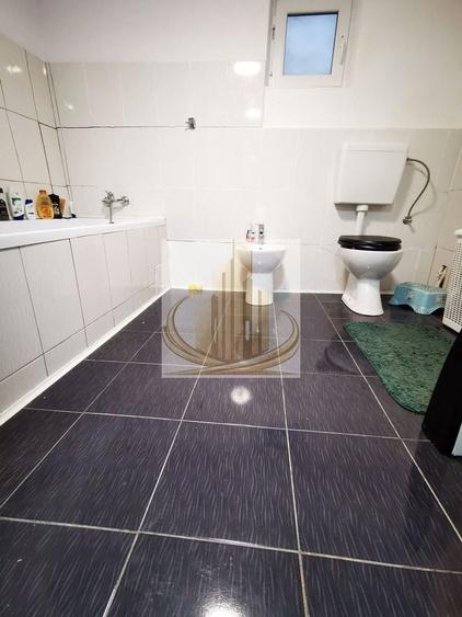 Casă individuală cu 4 camere cu Canalizare în Mehala