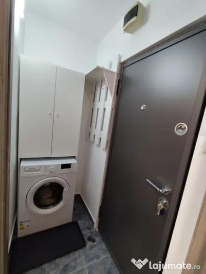 De Inchiriat Garosniera Proprietar direct! Zona buna Dambovita--Aurora - 8