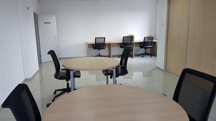 Spațiu comercial, de 241 mp, în Central
