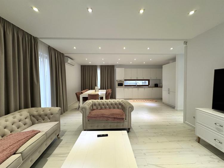 Duplex cu 4 camere cu Canalizare în Borhanci