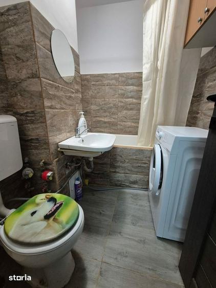 Garsonieră semidecomandată în Titan
