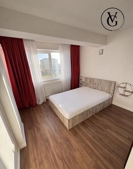 Apartament cu 2 camere semidecomandat, mobilat în Universitate