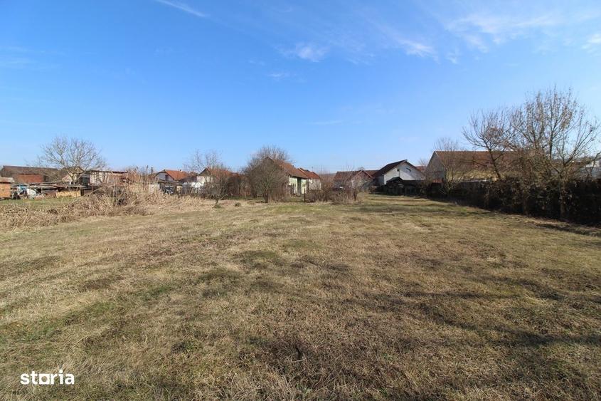 Casă cu 2 camere în Peștișu Mare