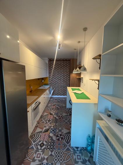 Apartament cu 3 camere decomandat, mobilat în Grozăvești