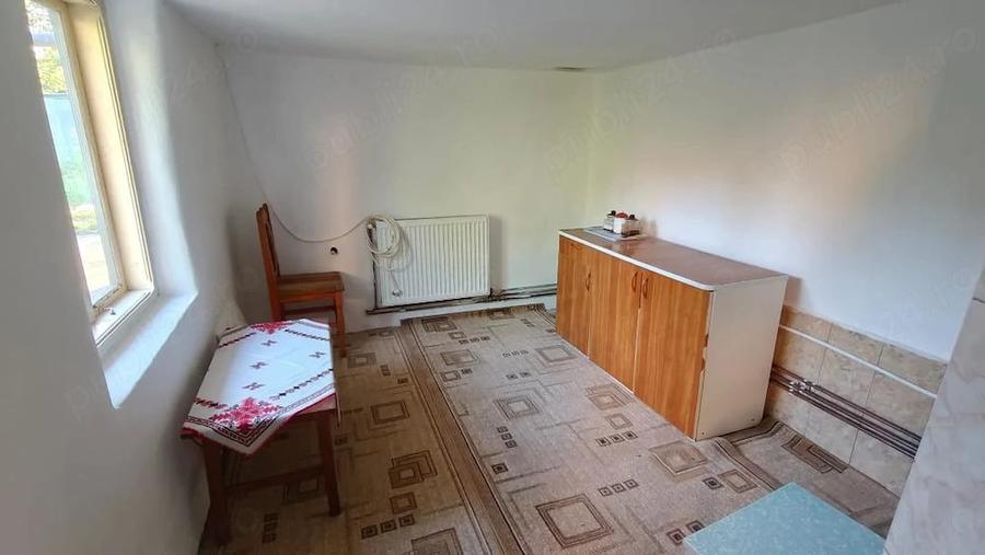 Casă cu 4 camere cu Teren 607 Mp în Central