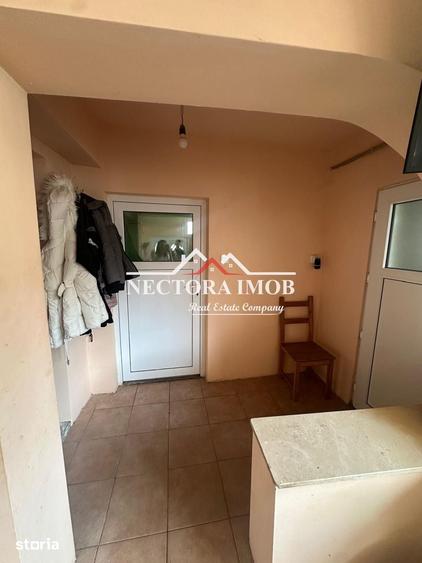 Casă cu 4 camere decomandat cu Teren 200 Mp în Central