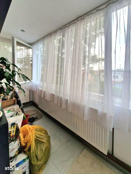 Apartament cu 4 camere decomandat în Steaua