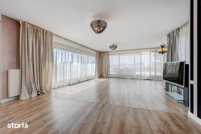 Apartament cu 3 camere, mobilat în Ștefan cel Mare