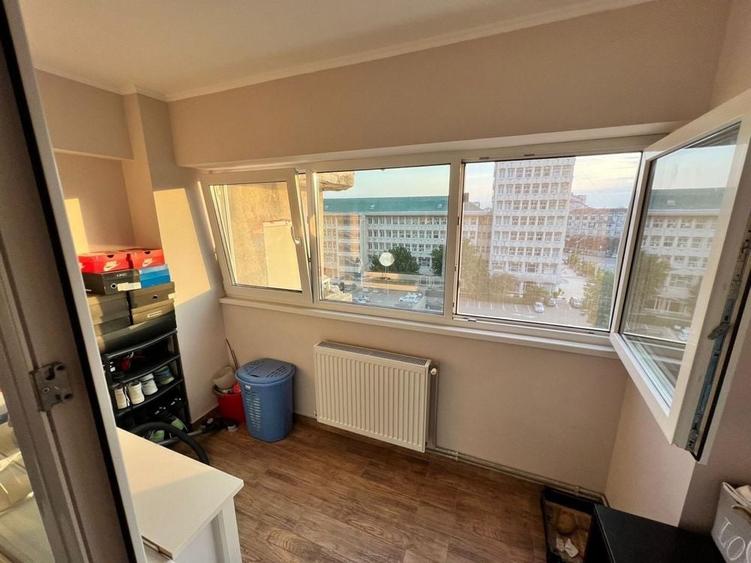 Apartament cu 3 camere decomandat în Ultracentral