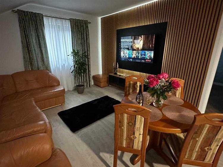 Apartament cu 2 camere semidecomandat, mobilat în Tătărași