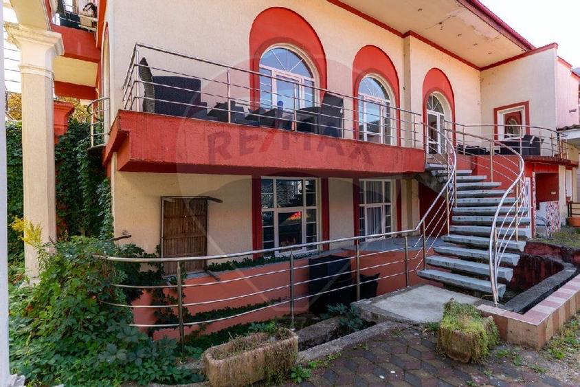 Hotel/Pensiune, de 700 mp, în Central