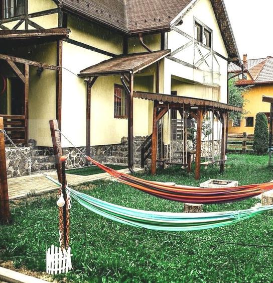 Casă individuală cu 3 camere cu Canalizare în Bran