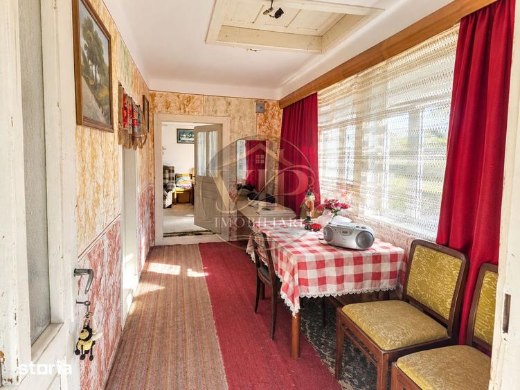 Casă cu 4 camere cu Teren 1130 Mp în Ciugud