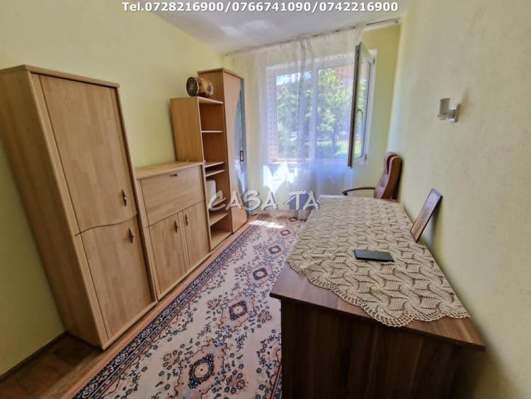 Inchiriere apartament 3 camere, situat in Targu Jiu, Str. G-ral Christian Tell - 3