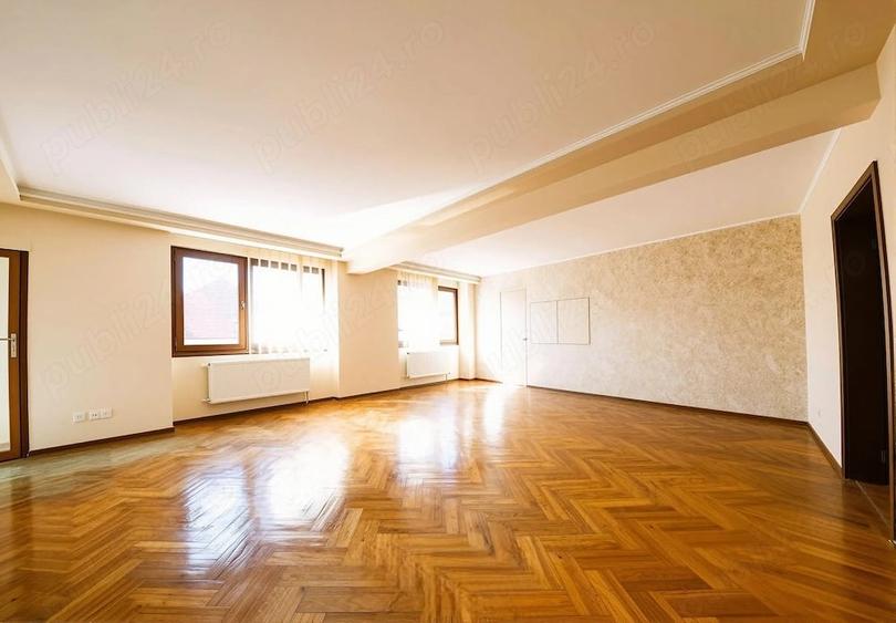 Apartament cu 3 camere decomandat în Cotroceni