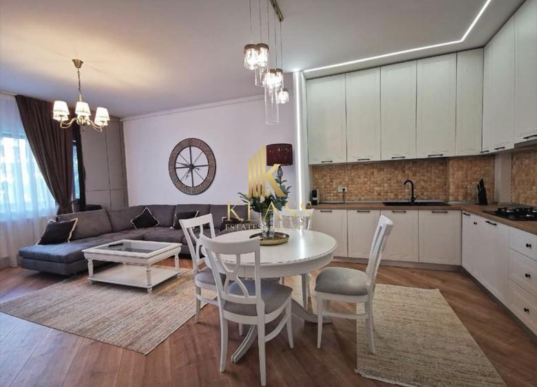 Apartament cu 2 camere, mobilat în Pipera