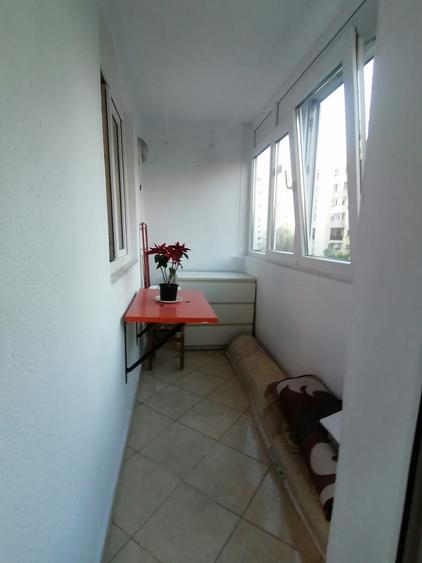 Apartament cu 2 camere decomandat în Obor