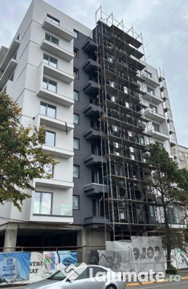 Apartament cu 2 camere decomandat în Abator