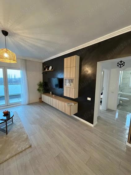 Apartament cu 3 camere decomandat, mobilat în Torontalului