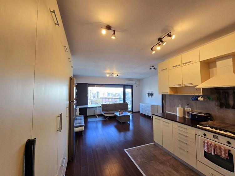Apartament cu 2 camere semidecomandat, mobilat în Lacul Morii