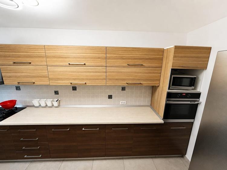 Casă individuală cu 3 camere cu Teren 250 Mp în Tunari