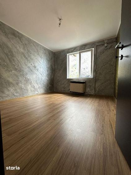 Apartament cu 2 camere semidecomandat în Independenței