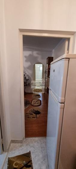 Apartament cu 2 camere semidecomandat, mobilat în Central