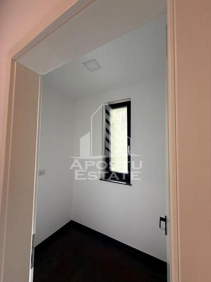 Apartament cu 2 camere nedecomandat, mobilat în Dumbrăvița
