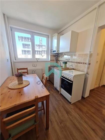 Apartament cu 2 camere semidecomandat în Astra