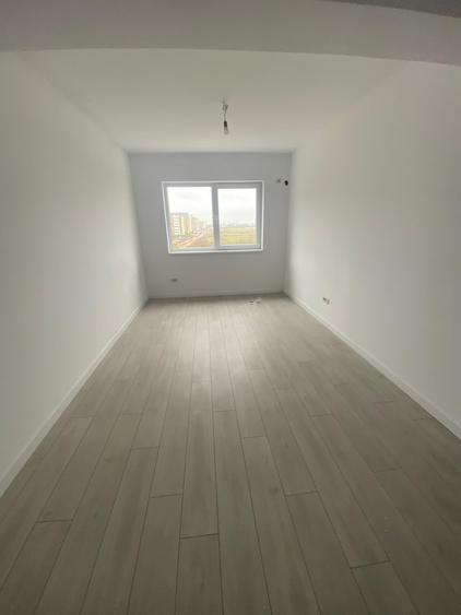 Apartament 2 camere decomandat, metrou Berceni - 1
