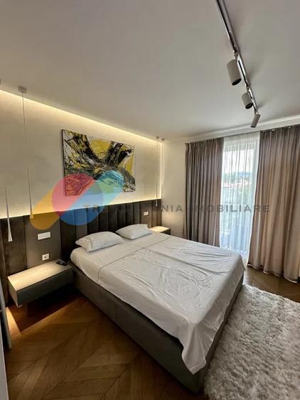 Apartament modern 2 camere + parcare subterana - Centru - 1