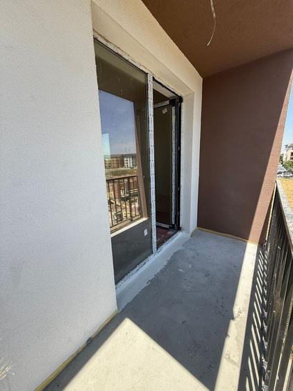 Apartament cu 2 camere decomandat în Girocului