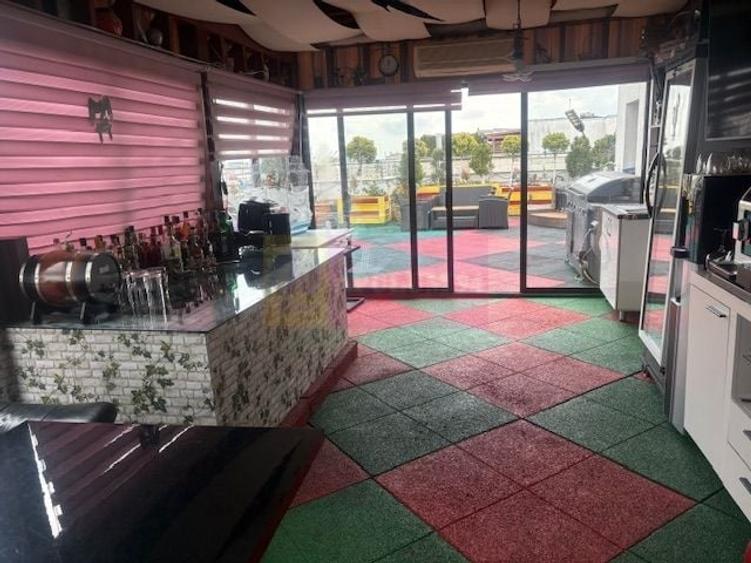 Apartament cu 4 camere decomandat, mobilat în Titan