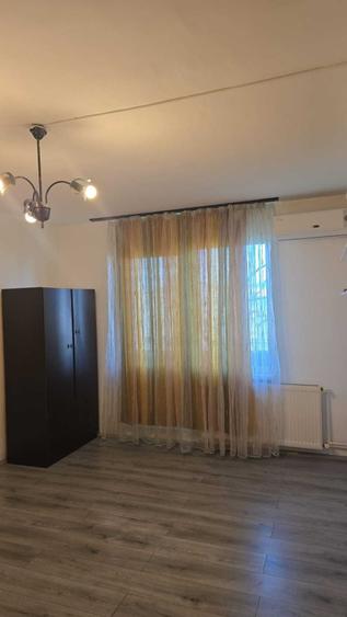Garsonieră în Unirii