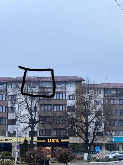 Apartament cu 2 camere decomandat în Central