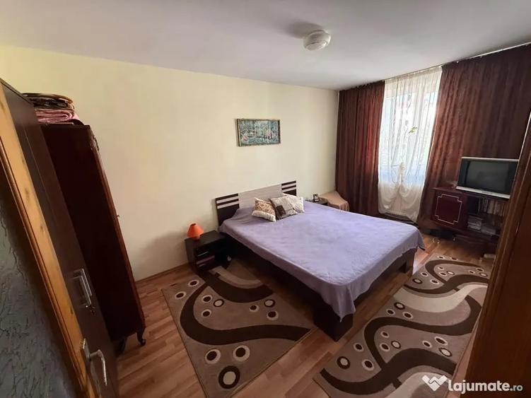 Apartament cu 2 camere decomandat în Calea Romanului