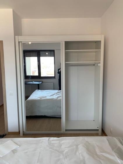 Apartament cu 3 camere decomandat, mobilat în Bucureștii Noi