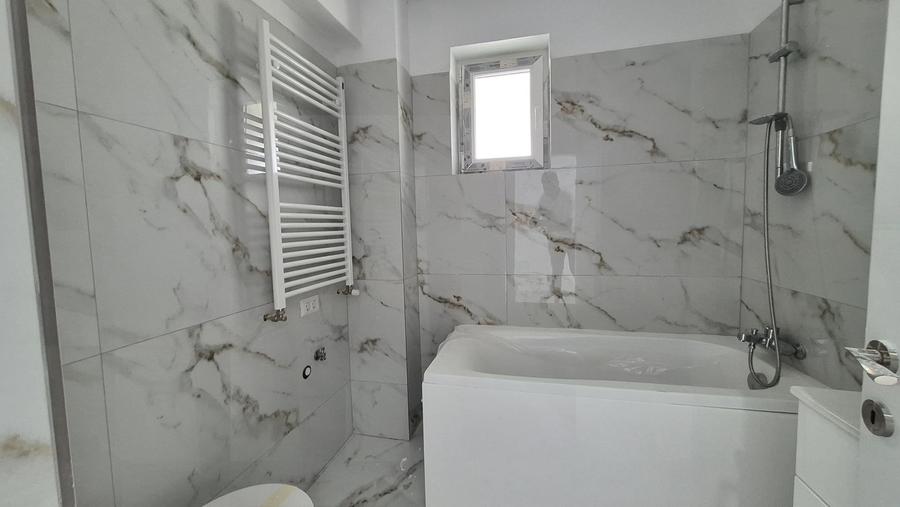 Apartament cu 2 camere decomandat în Metalurgiei