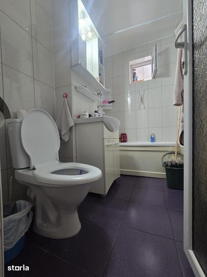 Apartament cu 2 camere semidecomandat în Hipodrom