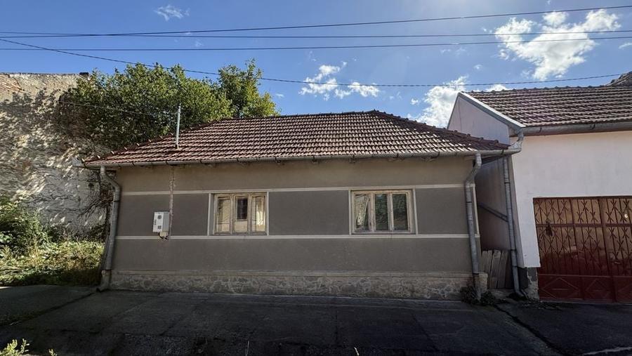 Casă cu 2 camere în Hălmagiu