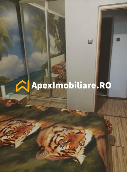 Apartament cu 2 camere decomandat în 1 Mai