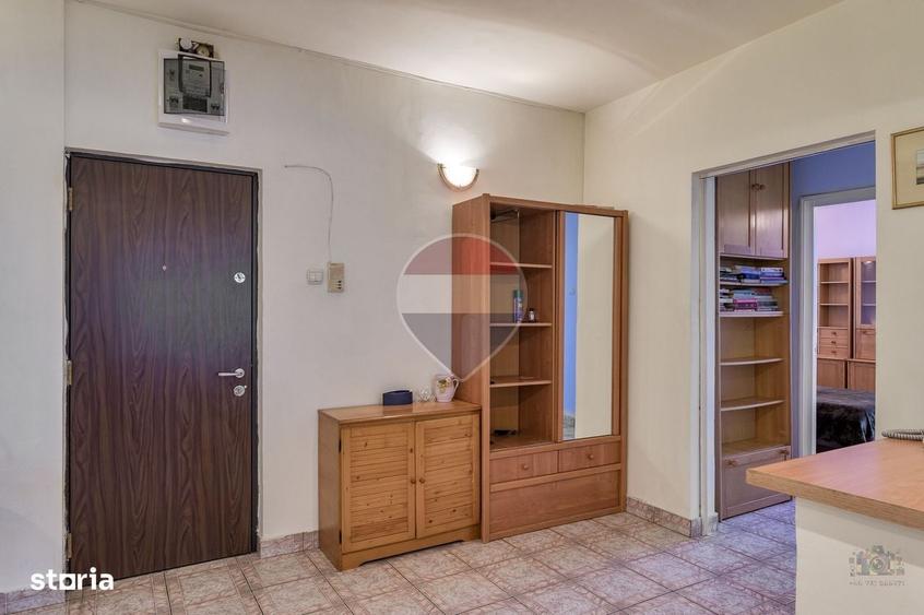 Apartament cu 3 camere în Vatra Luminoasă