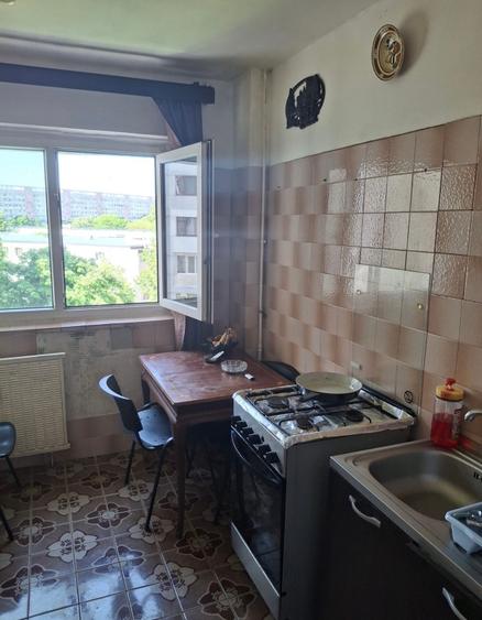 Vânzare apartament 2 camere Titan Faur Poarta 4 Piața Minis - 3