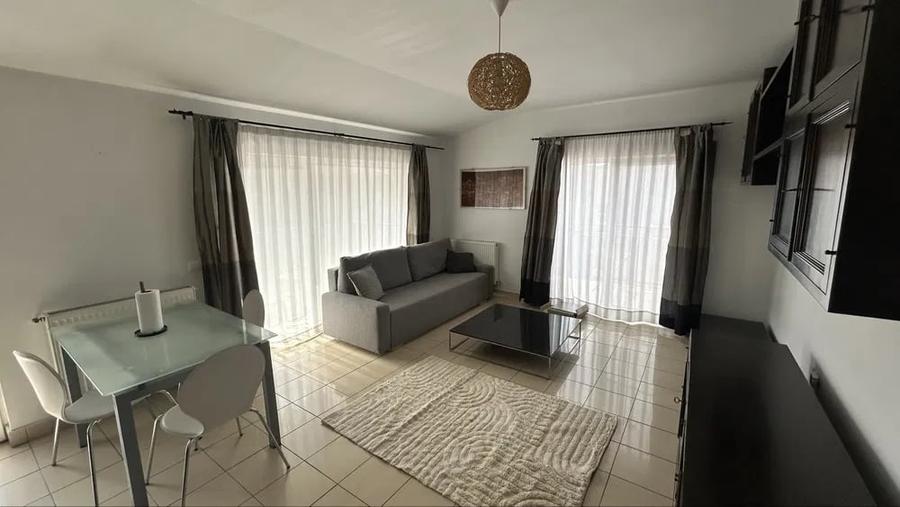 Apartament cu 2 camere semidecomandat, mobilat în Florești — fotografia 2